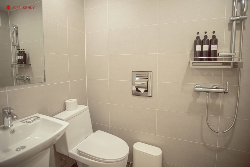 Hotel Kenny Gijang 42/43