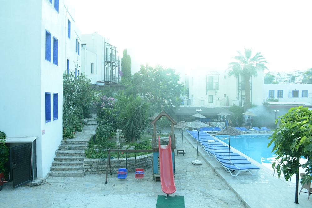 Bodrum Park 14/32