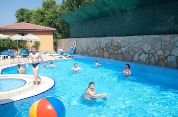 Ozlem Garden Hotel 38/62