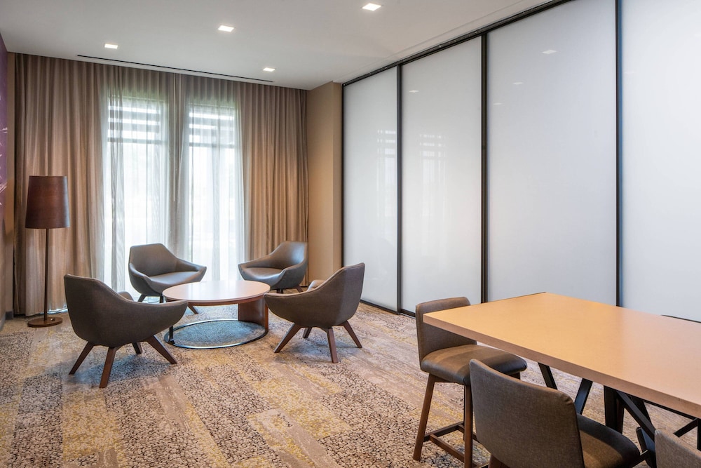 Courtyard By Marriott Lafayette South 33/49