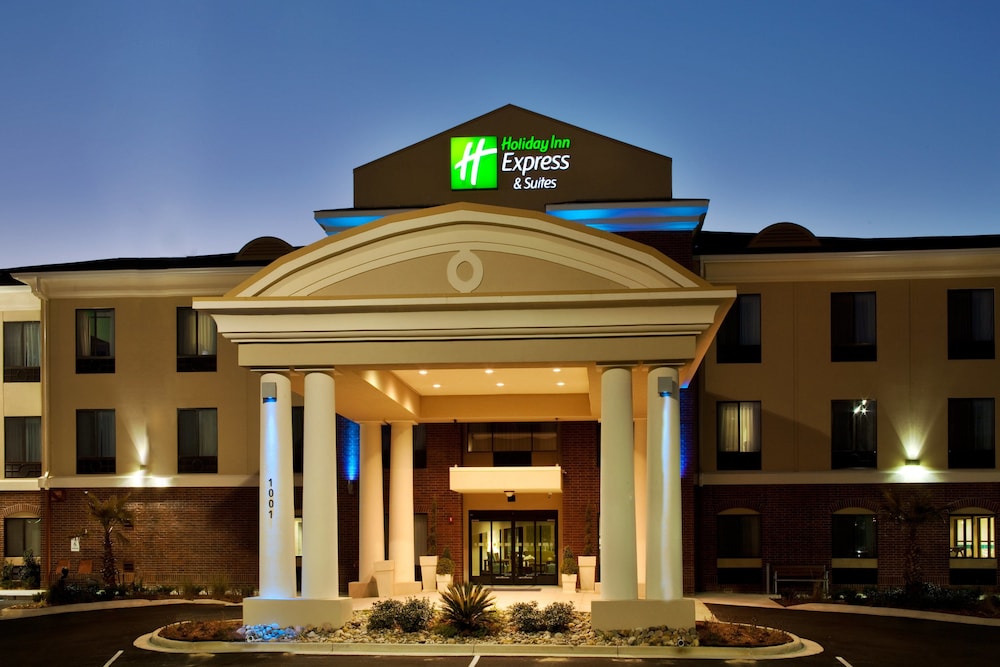 Holiday Inn Express Hotel and Suites Picayune-Stennis Space Cntr 1/68