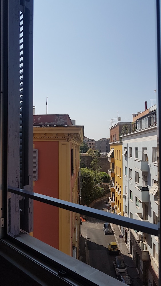 Lele Rooms San Lorenzo 3/50
