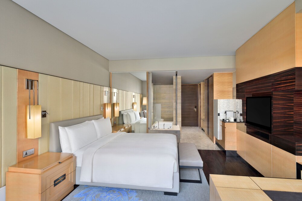 JW MARRIOTT HOTEL NEW DELHI AEROCITY 10/37