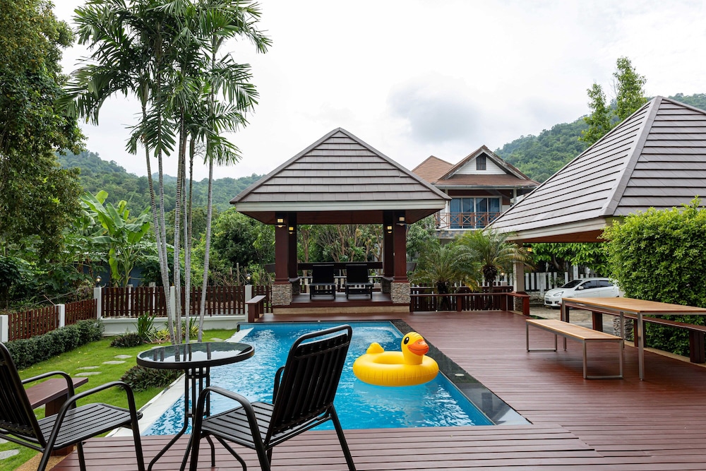 Premium Villa Baan Kinlom Chomlay 33/39