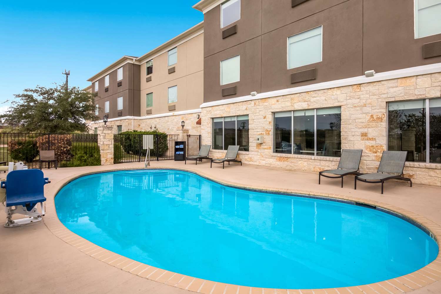 Best Western Plus Killeen/Fort Hood Hotel & Suites 27/27
