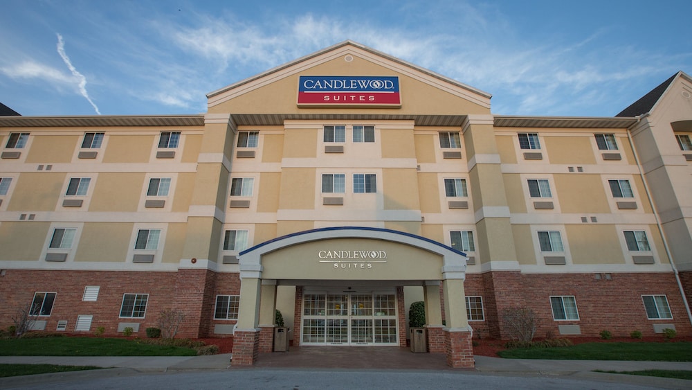 Candlewood Suites Springfield 1/57