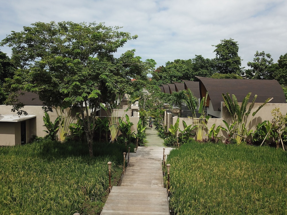 Lalasa Villas Formerly Aberu Villas 58/66