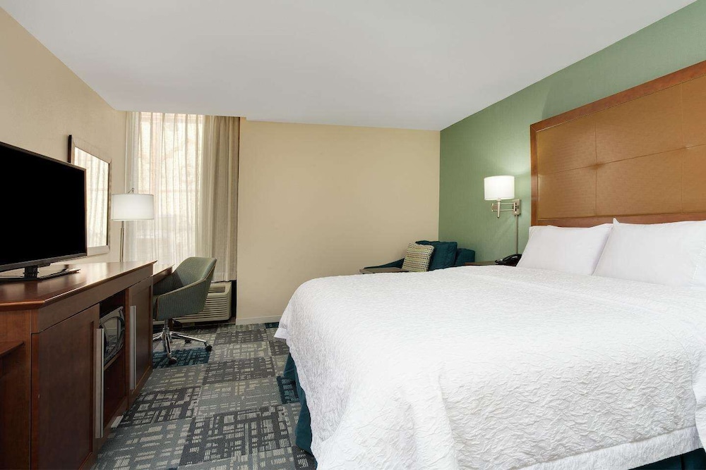 Hampton Inn Norcross 11/35