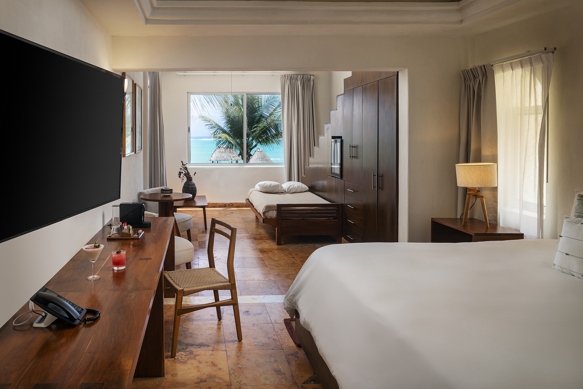 Roof Top, Suite, Beach Front