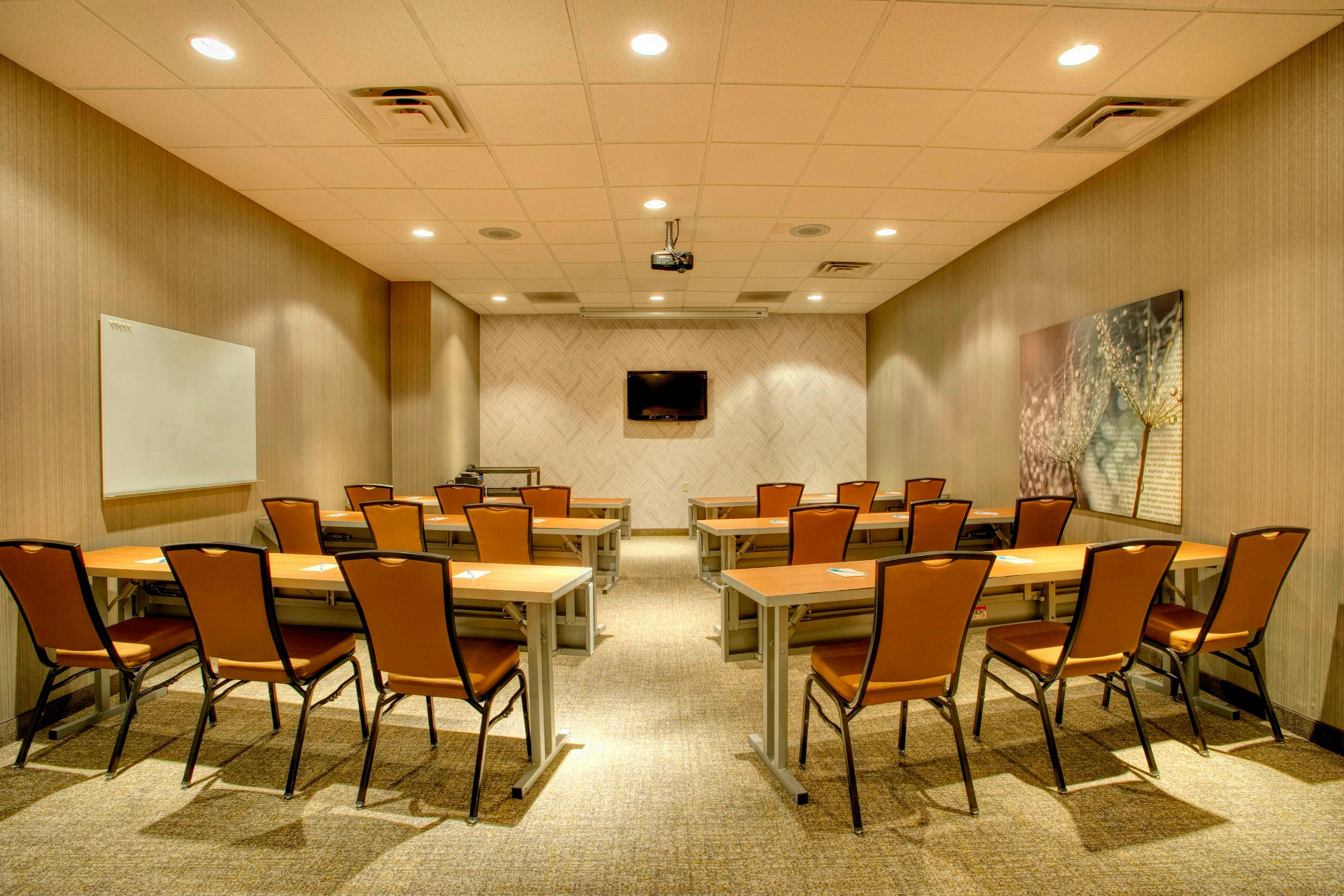 Springhill Suites Lawrence Downtown 22/26