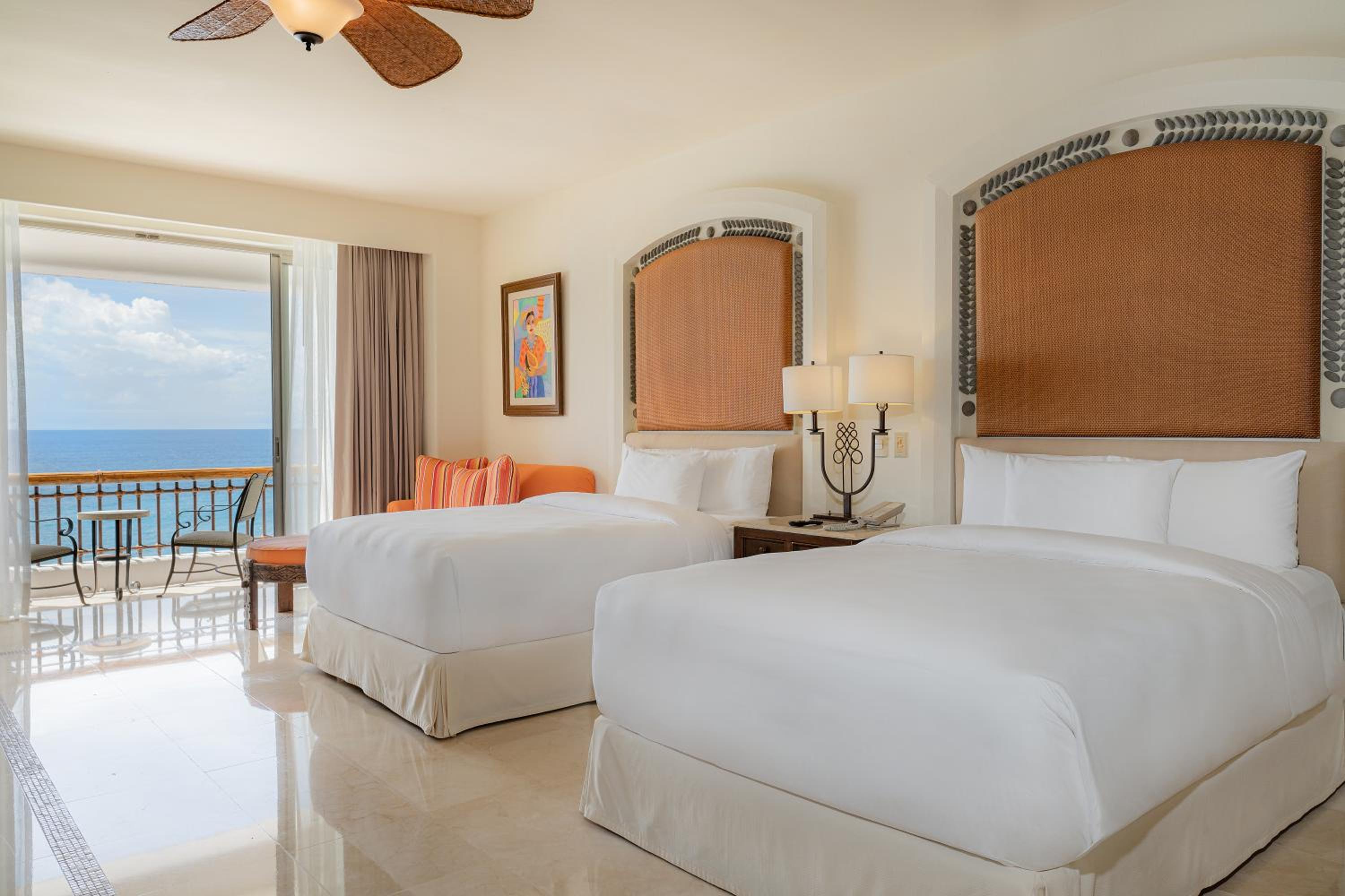 Junior Suite Ocean Front Double