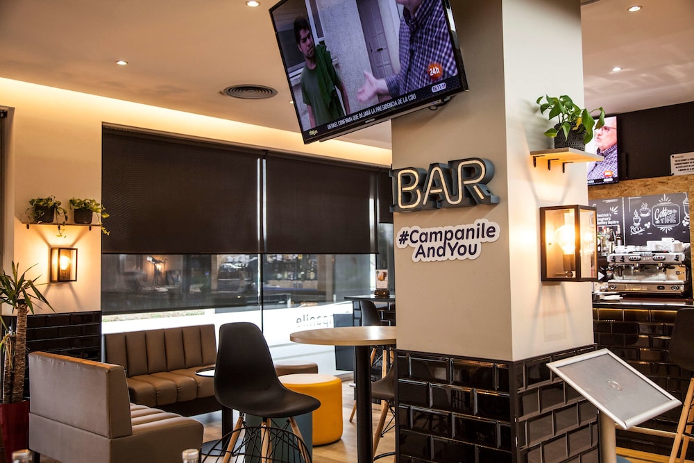 Travelodge BCN Cornella Fira 41/56
