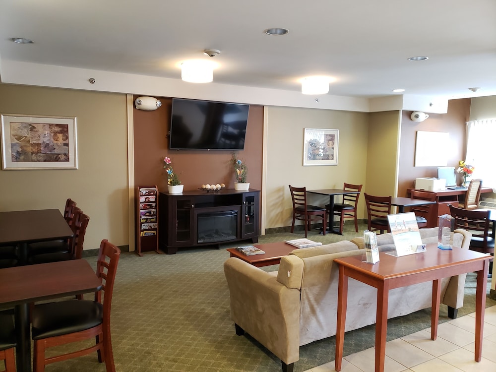 Microtel Inn and Suites Dover 17/36