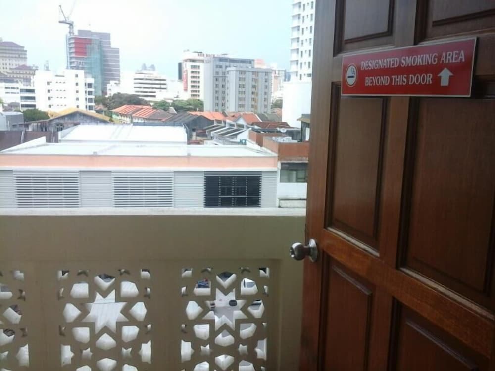 So Hotel 4/36