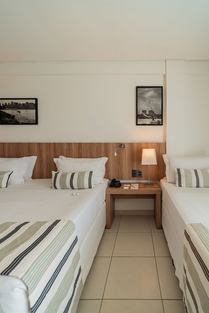 Crocobeach Hotel 23/69