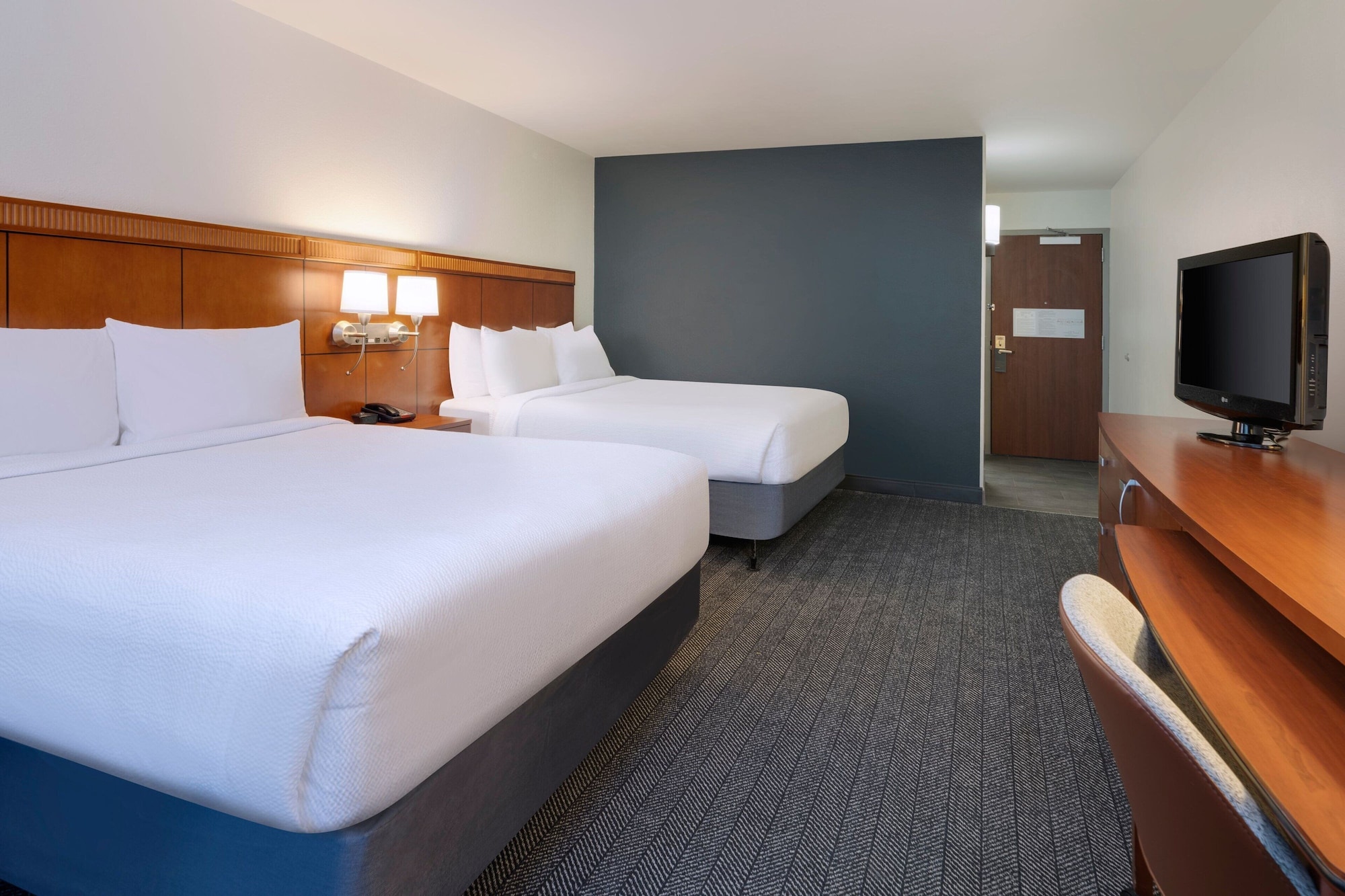 غرفة بسريرين كوين لذوي الإعاقة، Courtyard by Marriott Tampa North/I-75 Fletcher 4/9