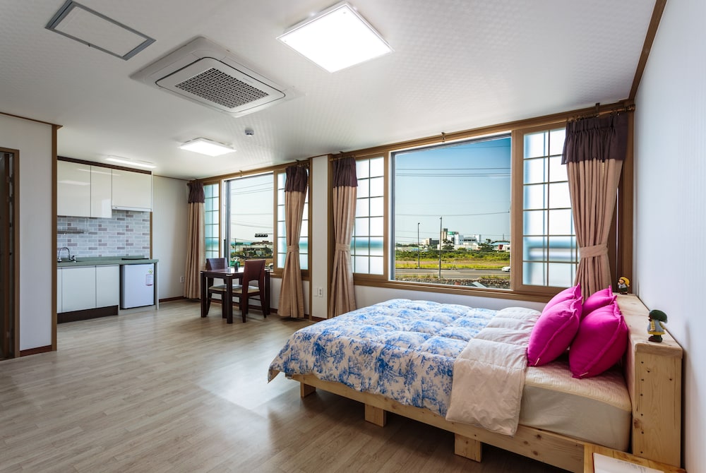Jeju Wayo Pension 17/45