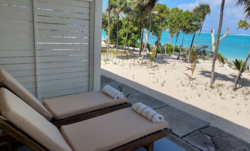 Pelican Beach Hotel 24/50
