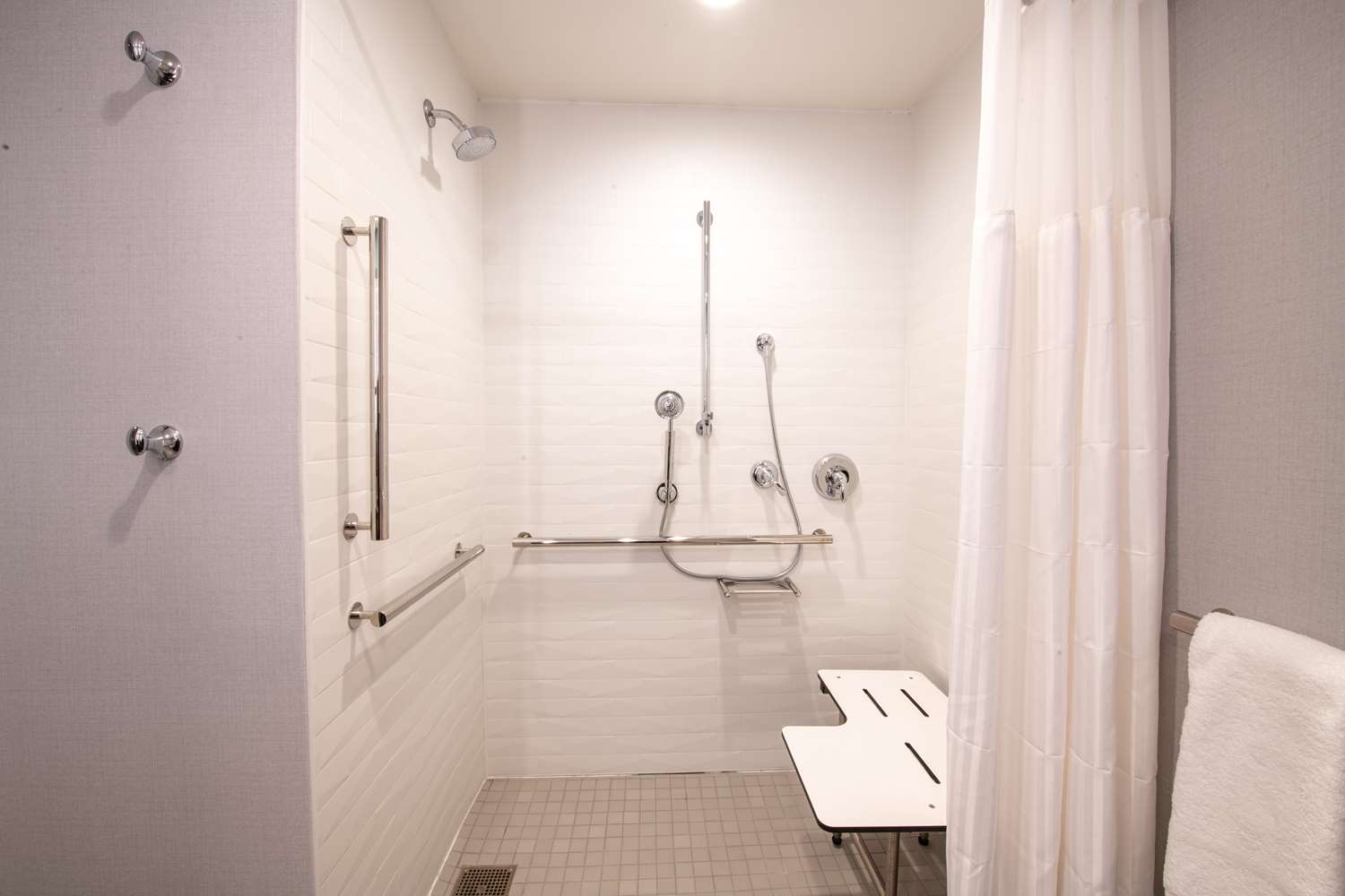 Hilton Garden Inn Asheville I 26 Biltmore Area 20/21