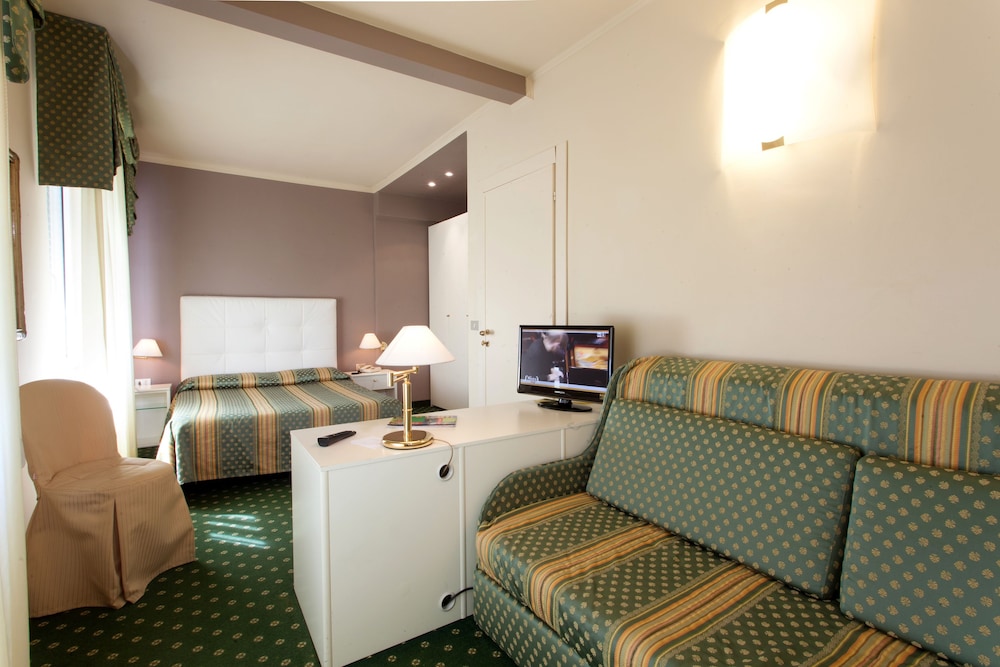 Hotel Europa 43/65