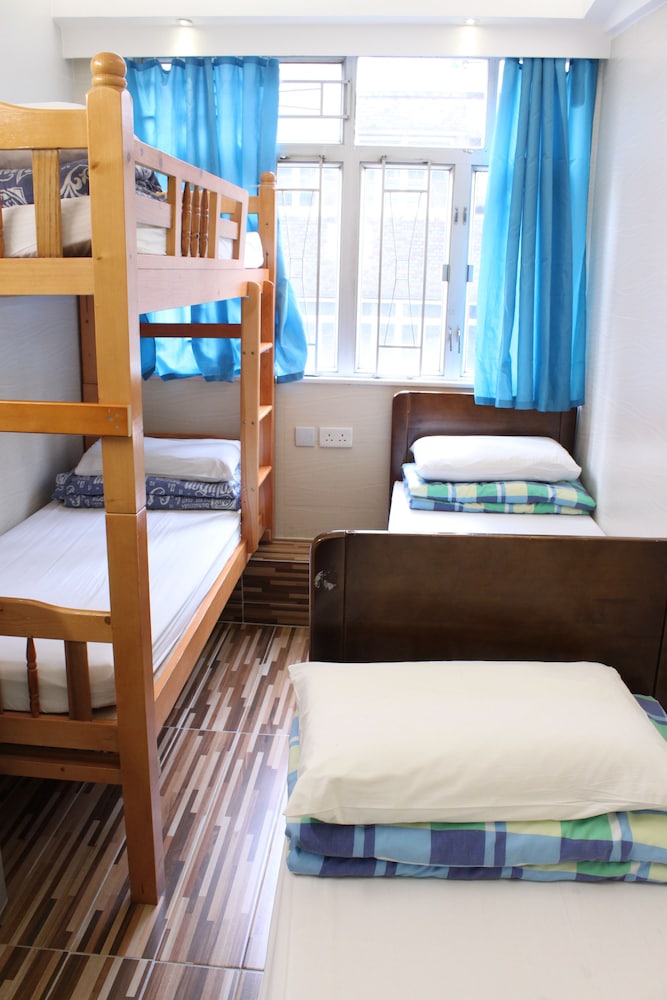 Ah Shan Hostel 33/42