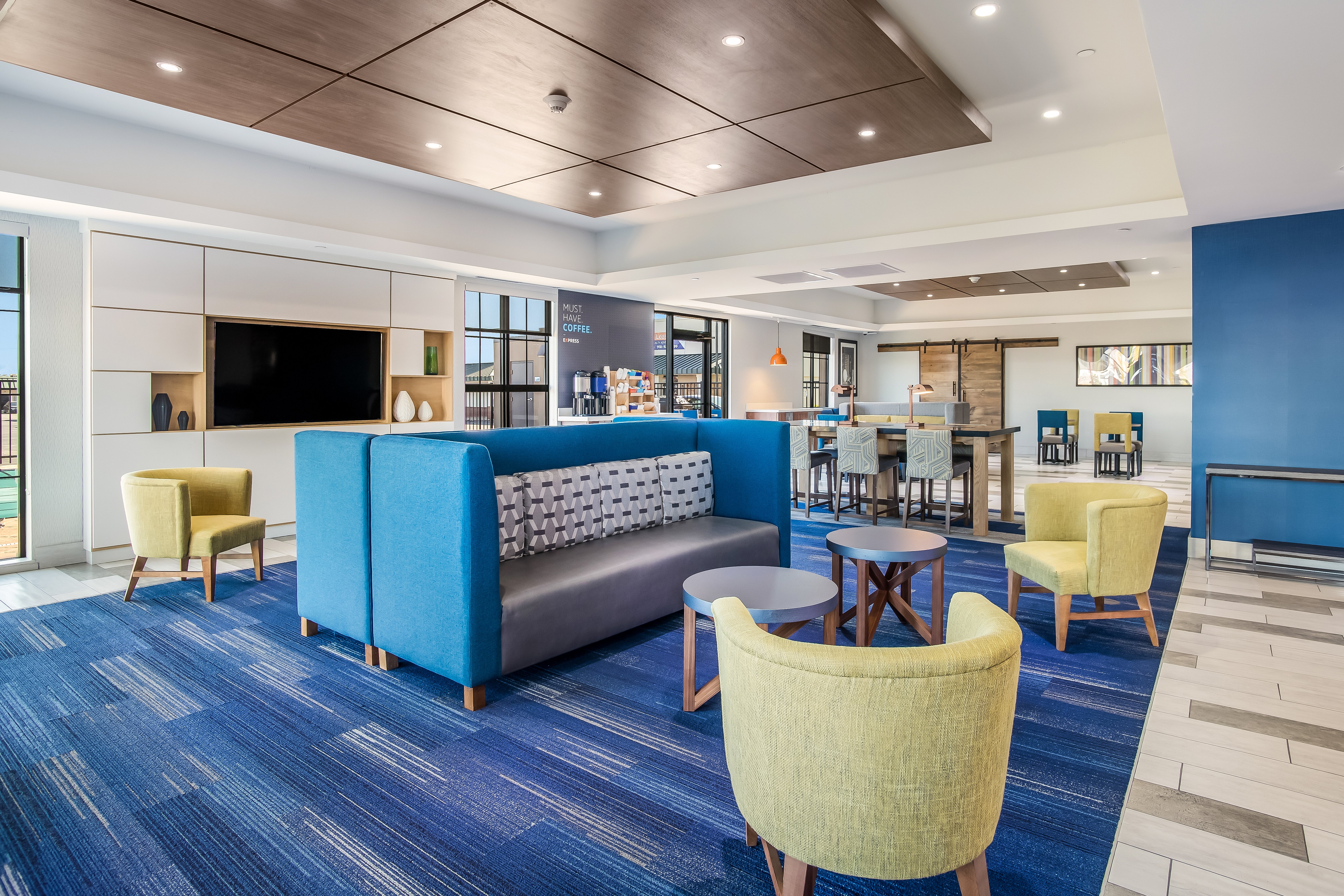 Holiday Inn Express Suites East Tulsa Catoosa 15/27