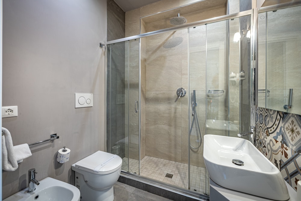 Martelli 6 Suite And Apartments 47/53