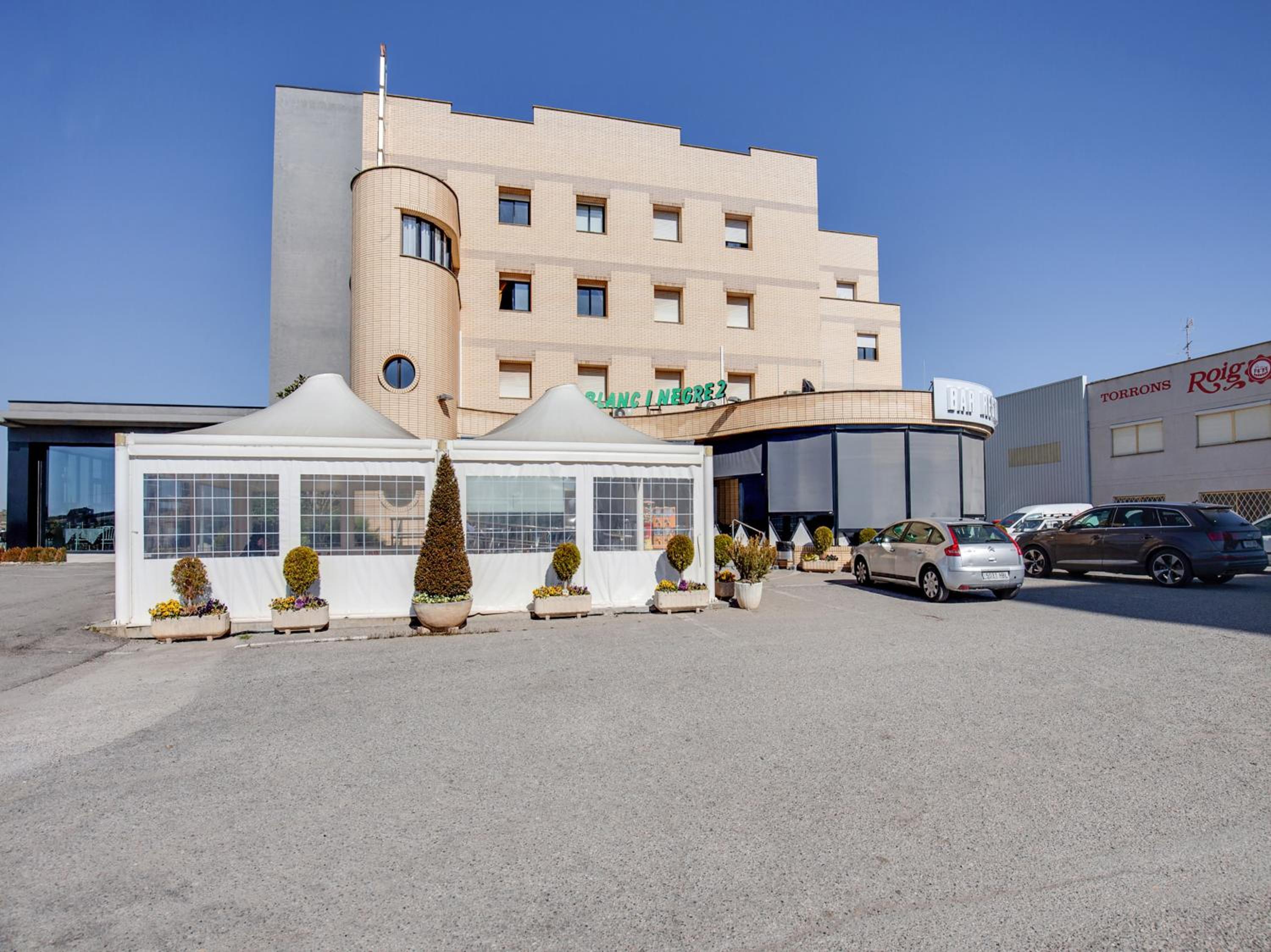 Hotel Restaurante Blanc I Negre 2 34/43