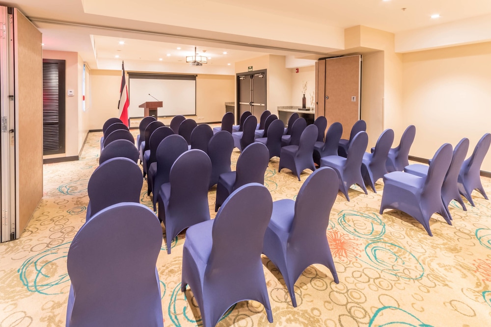 Residence Inn By Marriott San Jose Escazu 55/58