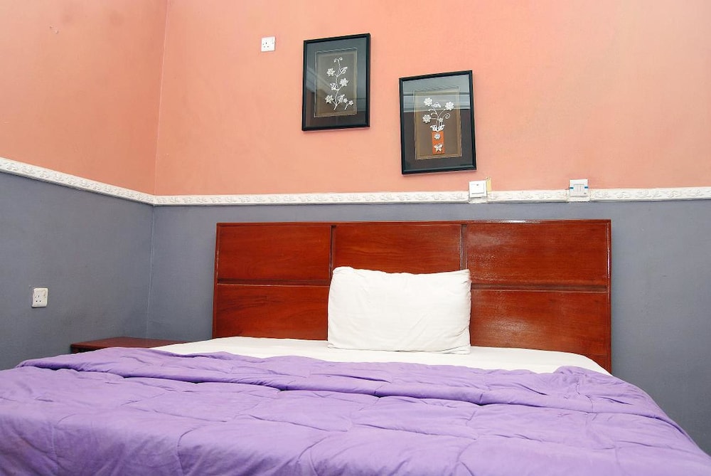 Royal Park Hotel & Suites 27/66