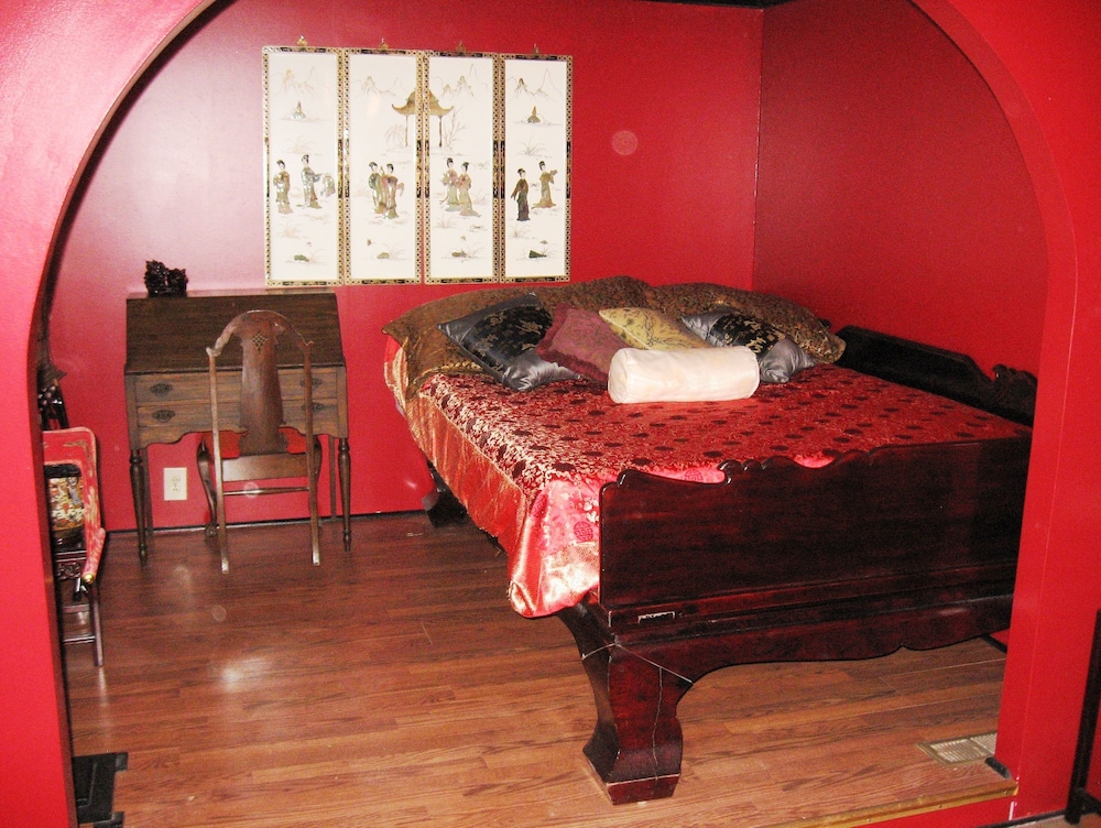 Shady Lady Bed & Breakfast 25/61