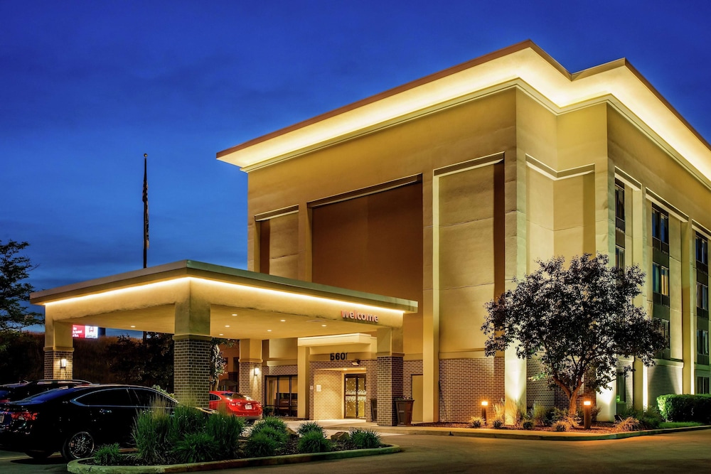 Hampton Inn By Hilton Milwaukee Northwest 7/28