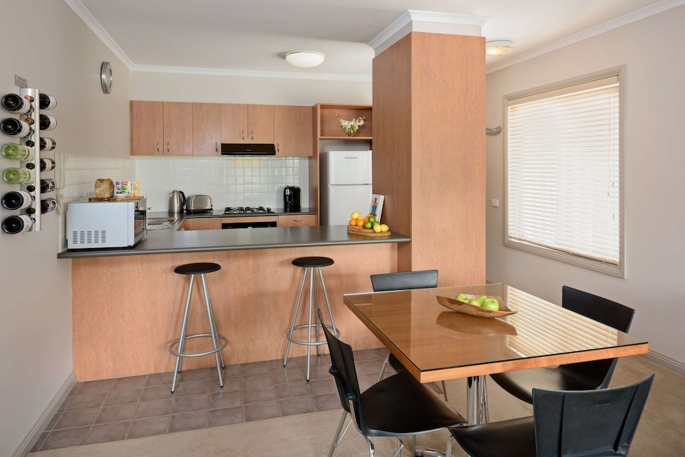 Ringwood Royale Apartments 15/19