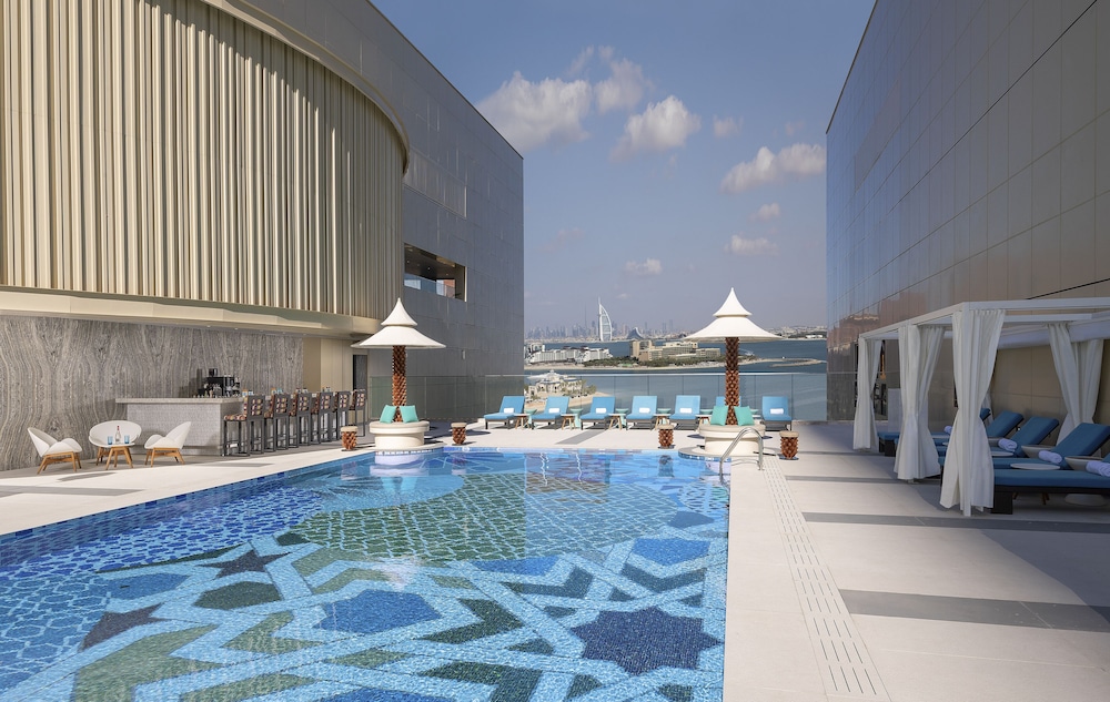 Andaz Dubai The Palm by Hyatt 25/50