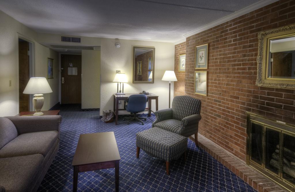 Boxboro Regency Hotel Conference Center 22/41