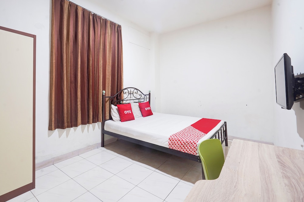 Hotel O Rappocini Near Rsia Paramount 22/45
