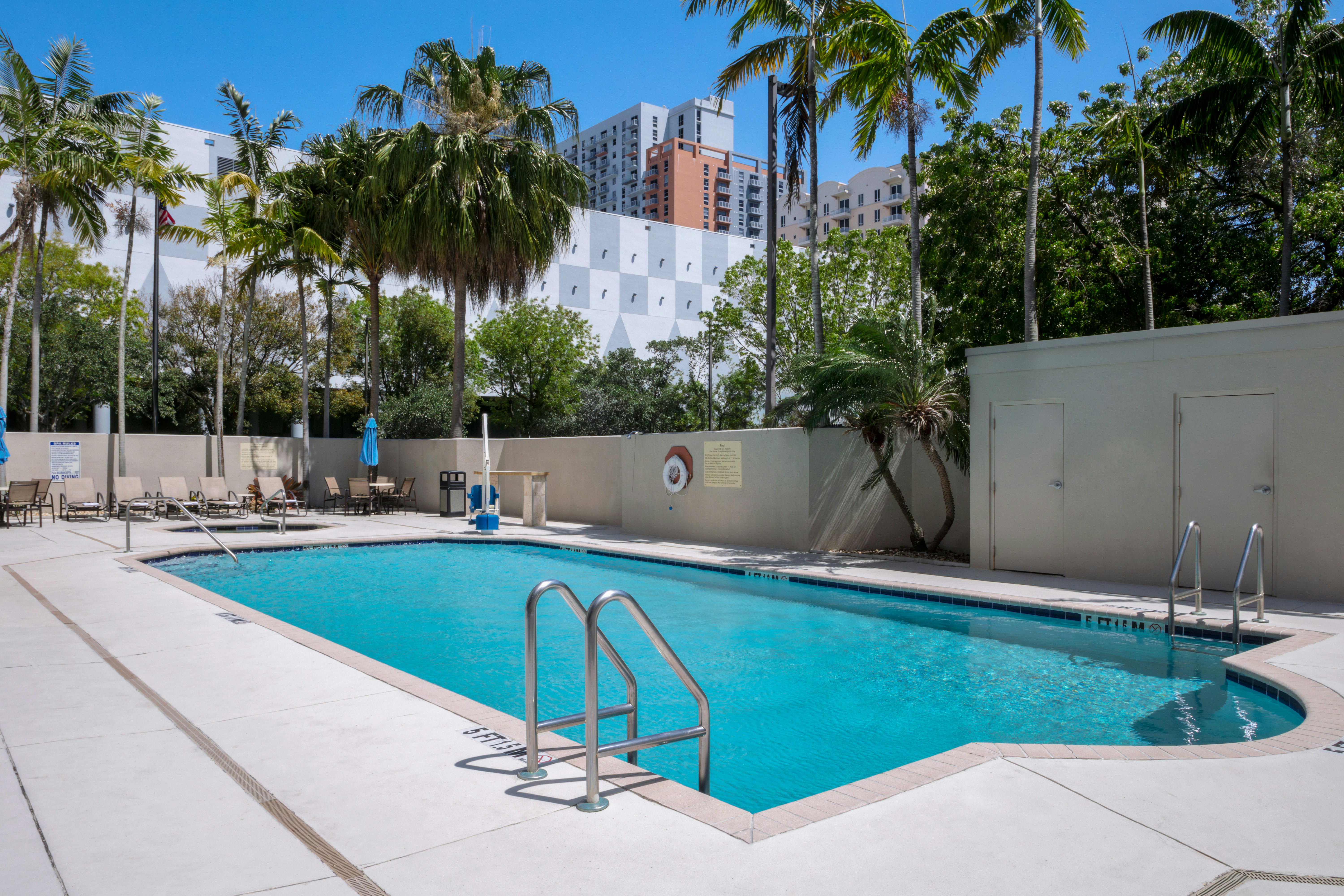 Hampton Inn Miami Dadeland 23/43