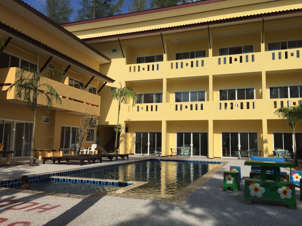 Khaolak Summer House Resort 2 9/67