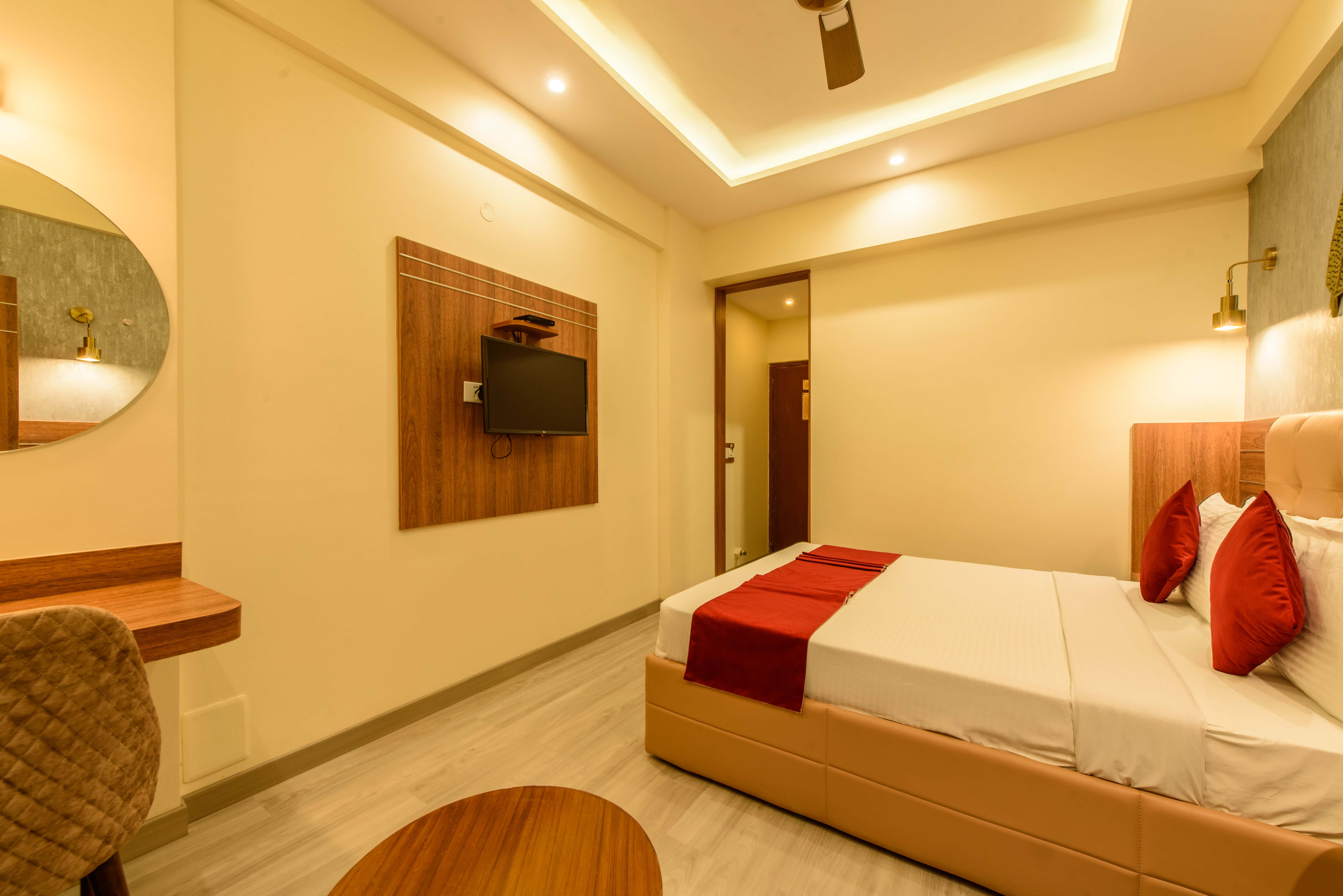 Hotel Bangalore Gate 35/81