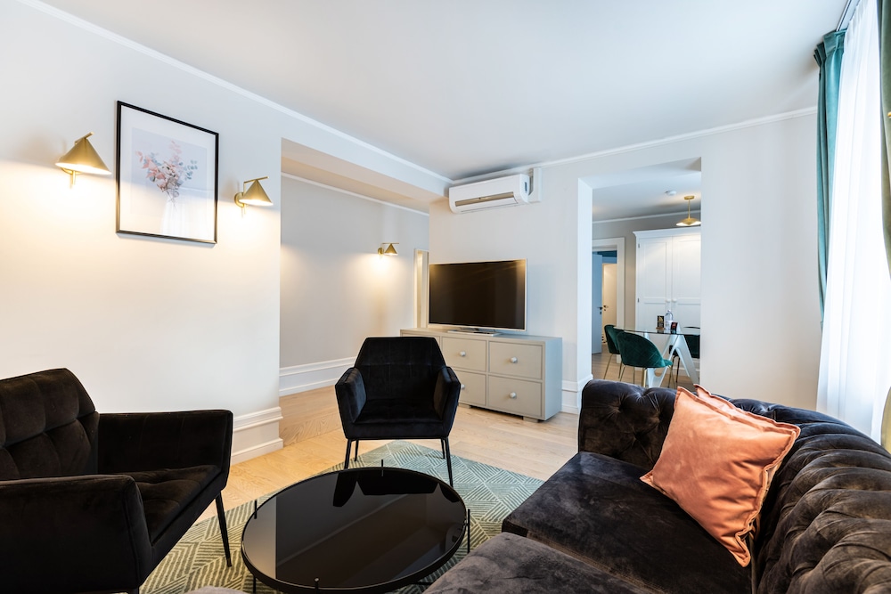 Smartrentals Bucharest Old Town 13/30