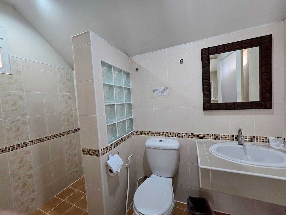 Suansiri Resort 45/49
