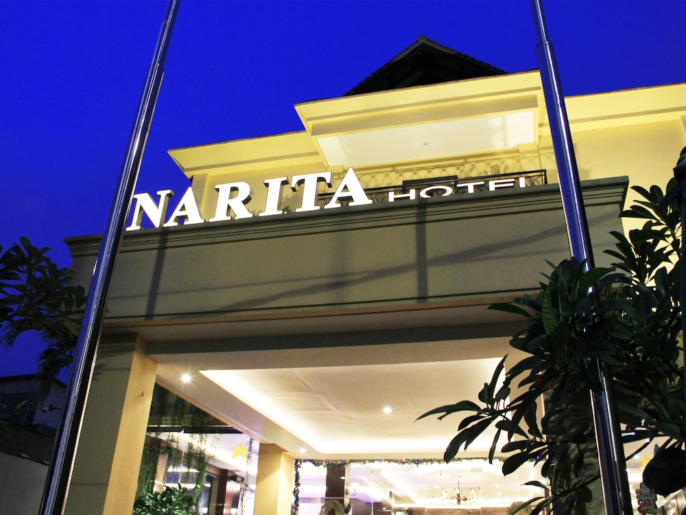 Narita Hotel Surabaya 2/46