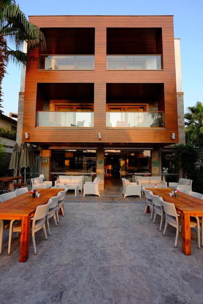 Marisol Boutique Hotel 38/50