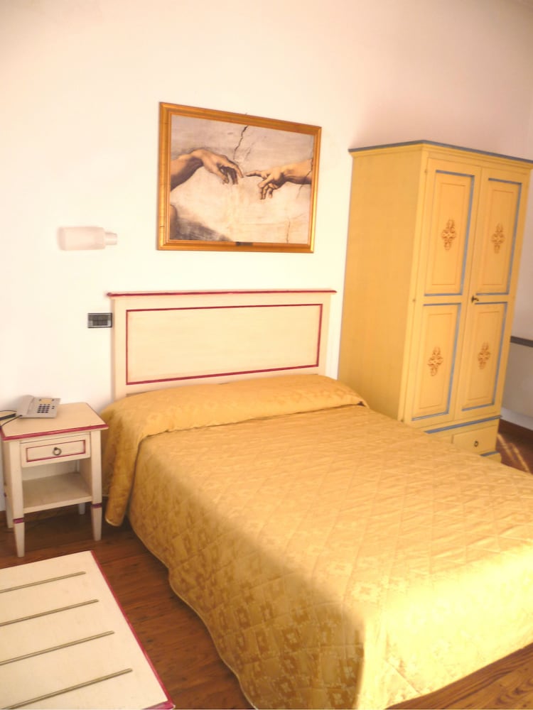 Hotel Vasari 11/56