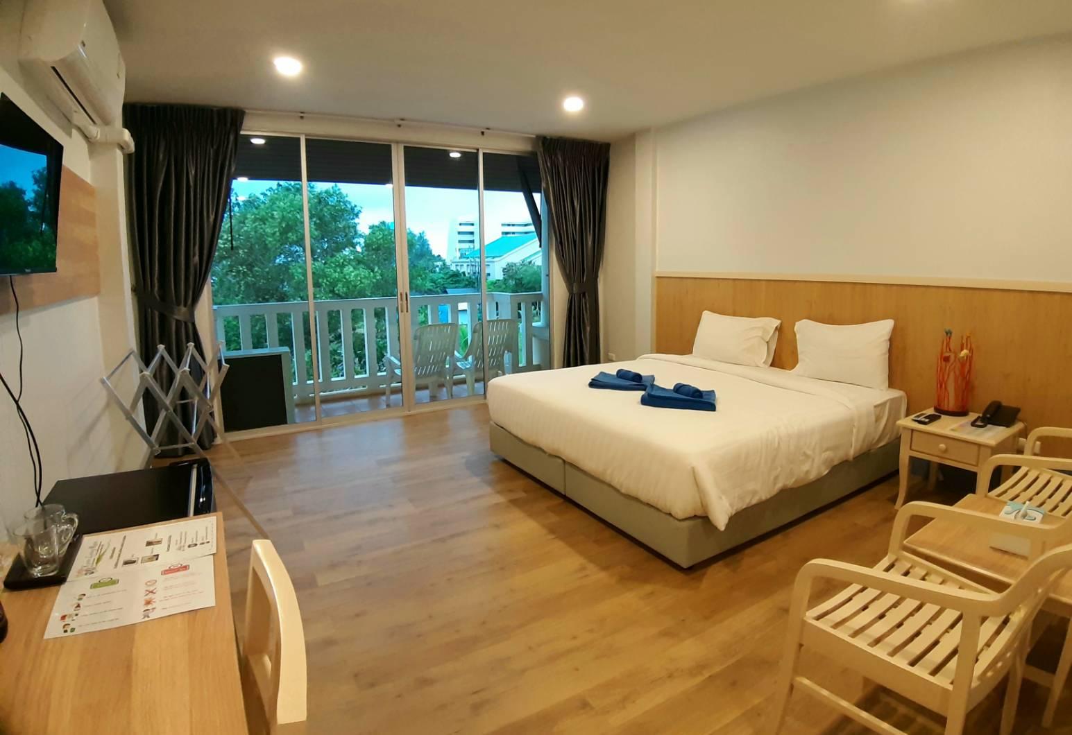 Garden View Room (Back side)