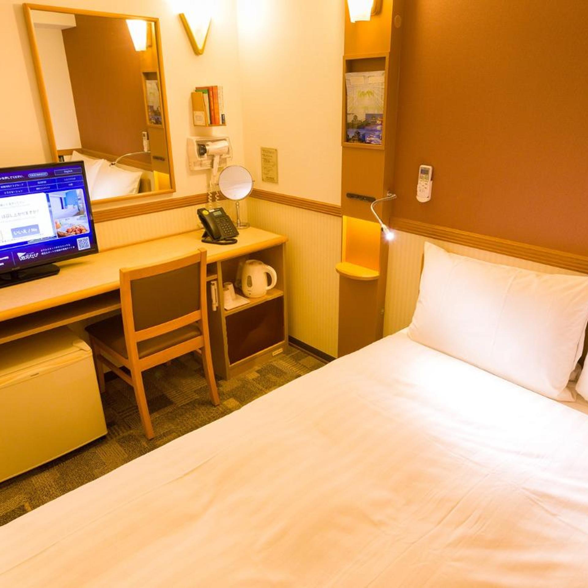 غرفة بسرير مزدوج، Toyoko Inn Kyoto Gojo Karasuma 4/10