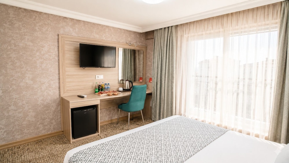 Latifoglu Hotel 42/50