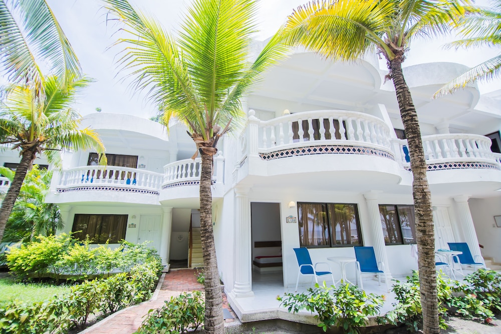 Hotel Cocoliso Island Resort 9/75