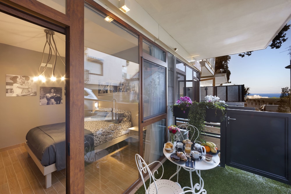 B&B Sorrento Queen 32/50