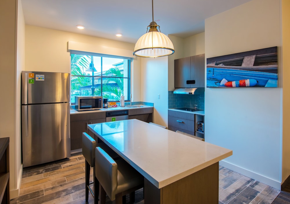 HYATT HOUSE NAPLES/5TH AVENUE 43/75